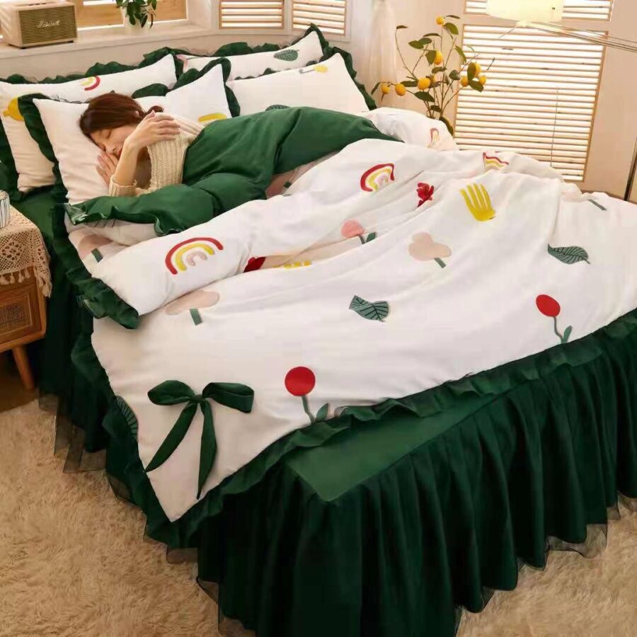 White & Green Cotton Duvet Set